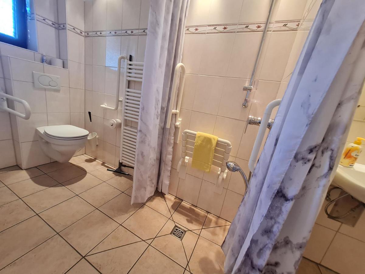 Ferienwohnung Haus Ekke Nekkepenn Ii, Haus Ekke Nekkepenn Ii, Whg D2 Wyk auf Föhr Exterior foto